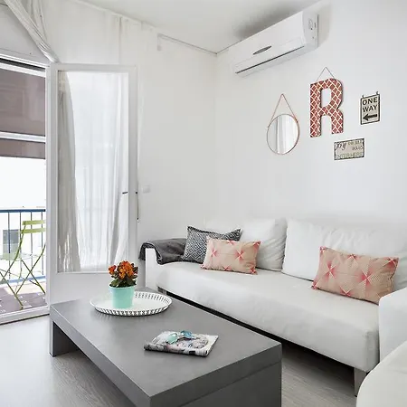 Group Blue And White Hotel 3*